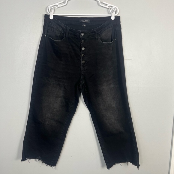 Judy Blue High Rise Button Fly Wide Leg Crop Jeans- Ivory Gem size 18 W - Picture 2 of 6